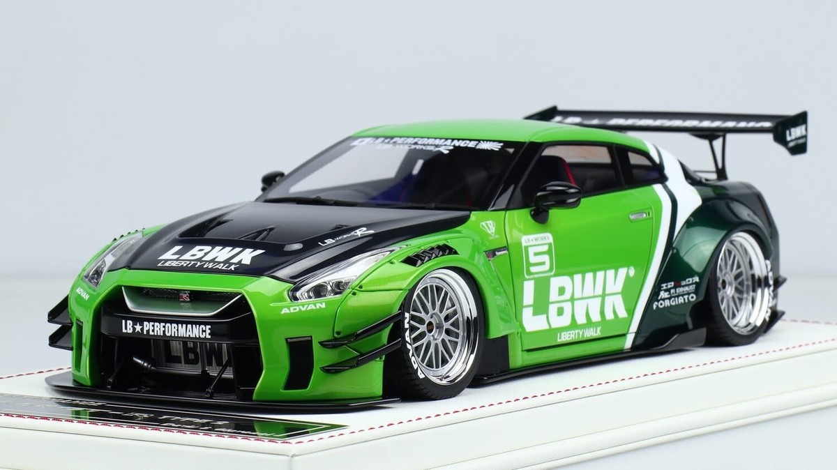 1/18 トップスピード LBWK GTR R35 JPS 1台　レジン製 1/18スケール Top Speed「LB-Silhouette WORKS GT NISSAN 35GT
