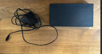 Linksys LGS108V2 8-Port Gigabit Switch