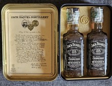 VINTAGE JACK DANIEL'S WHISKEY MINI NO.7 50ML 2 EMPTY BOTTLE CARLISLE ENGLAND TIN