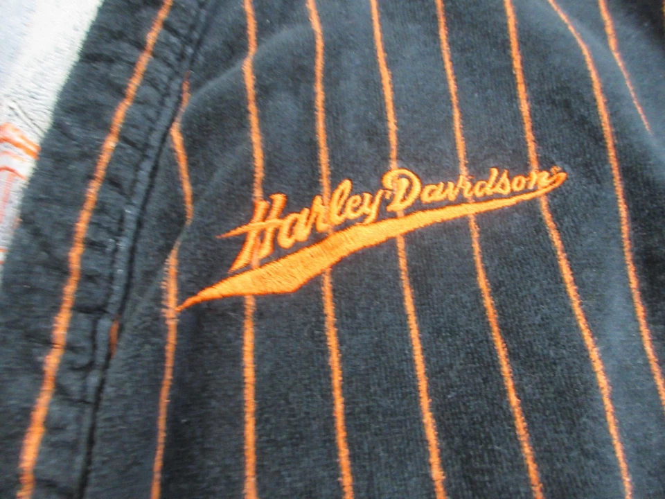 Albornoz Harley-Davidson para hombre negro naranja a rayas con cinturón logotipo bordado Foto 4 de 4