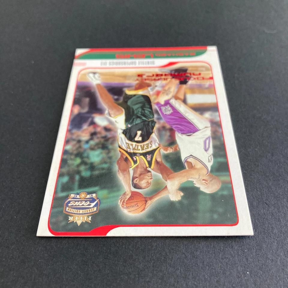 Rashard Lewis 2001-02 Fleer Focus Jersey Edition Numbers /10 Card #71 Sonics Vtg - Image 3 of 4