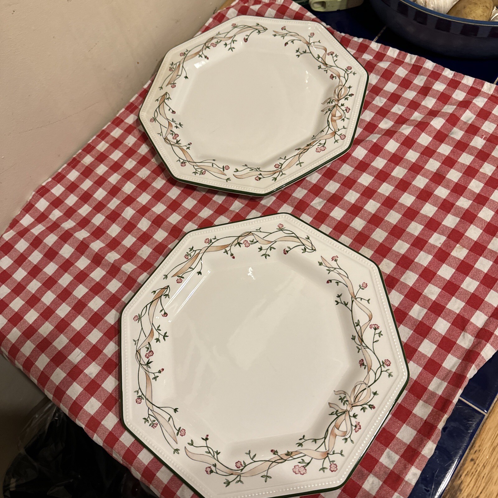 Vintage Eternal Beau Dinner Plates x 2 Johnson Brothers English Pottery