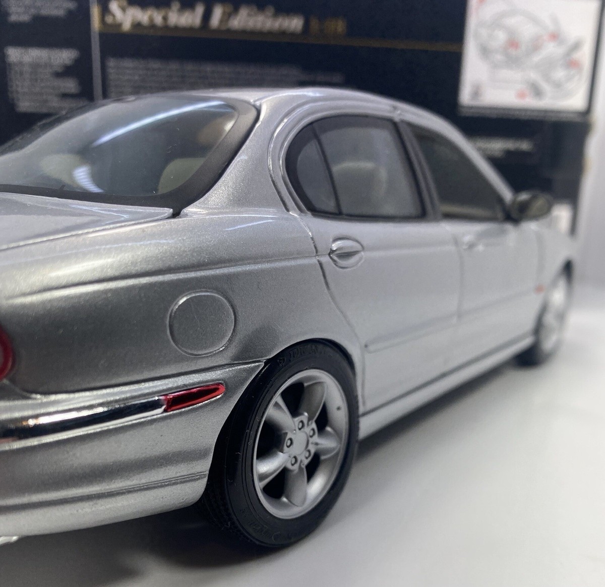 MAISTO 1/18 Scale 2001 JAGUAR X-TYPE”Grey Version” | eBay