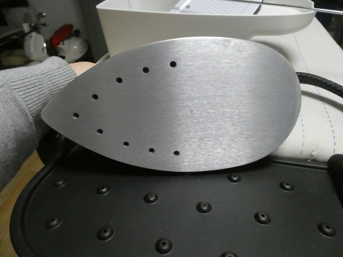 Centre De Repassage - Table Active - Laurastar S Plus - Centrale vapeur