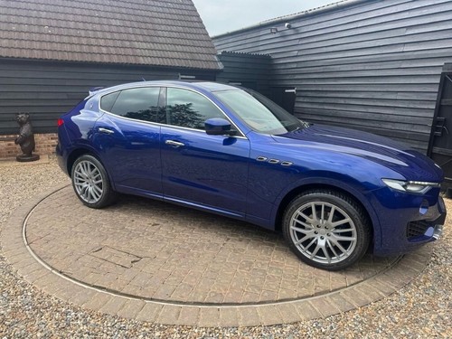 2017 Maserati Levante 3.0D V6 SUV 5dr Diesel ZF 4WD Euro 6 (s/s) (275 ps) ESTATE - Picture 23 of 24