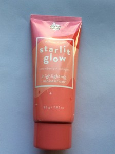 starlit glow highlighting moisturizer