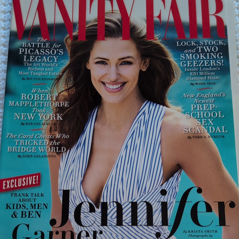 Vanity Fair Magazine March 2016 Jennifer Garner Cover Illustrated English