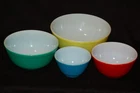 VINTAGE Pyrex Primary Colors Mixing Bowls Set of 4 Made in USA 1950 VERY CLEAN