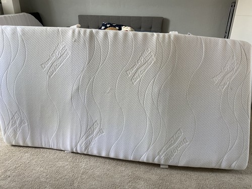 Neuwertig, Kaum Benutzt, Gut Gepflegt, matratze 90x200 - Bild 5 von 5