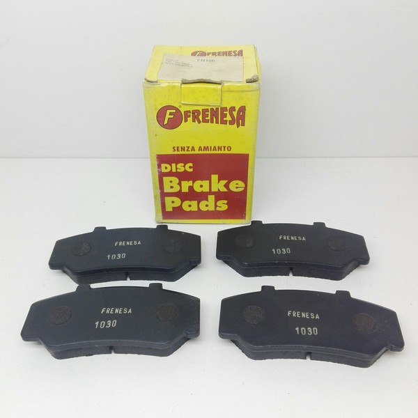 Satz Vorderer BremsbeläGe FüR Volvo 740 - 760 - 940 FüR 2177828-image