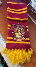 Harry Potter Gryffindor Patch Knit Scarf With Fringe L K  