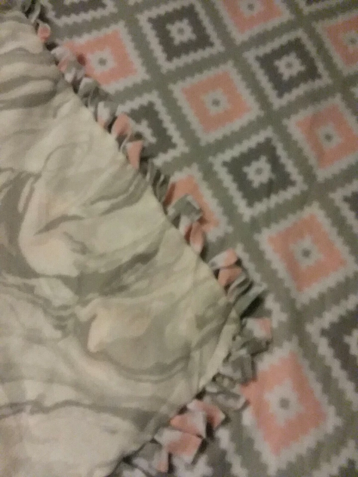 Aztec Fleece Handmade Soft Tie Blanket OVERSIZED BABY Throw App 50X60 pink gray - Image 4 of 4