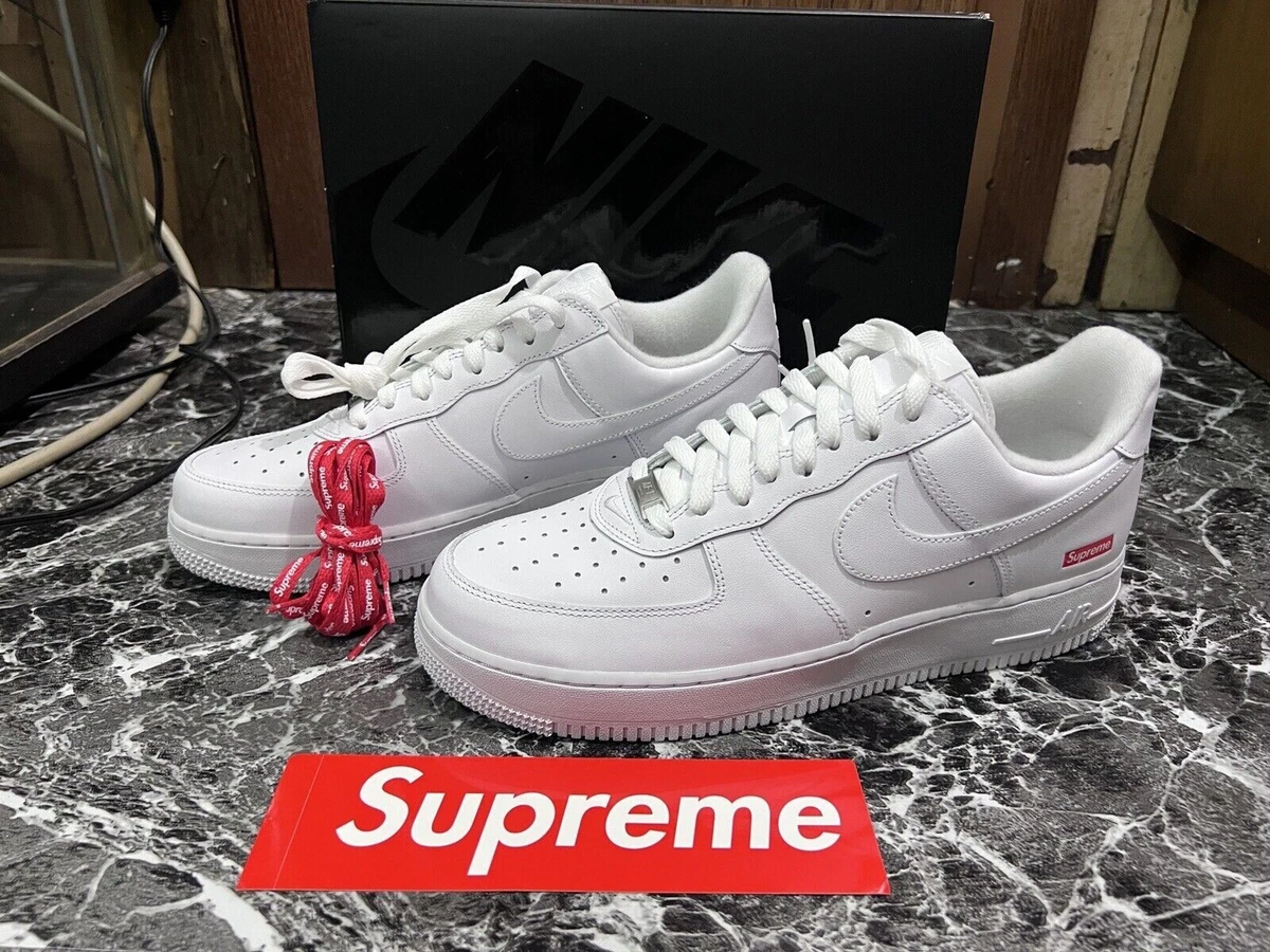 Nike Supreme Air Force 1 Low White Size Mens 10.5 BRAND NEW
