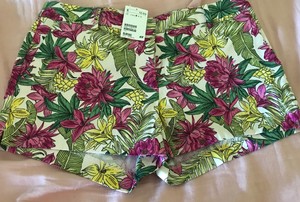 h and m divided shorts