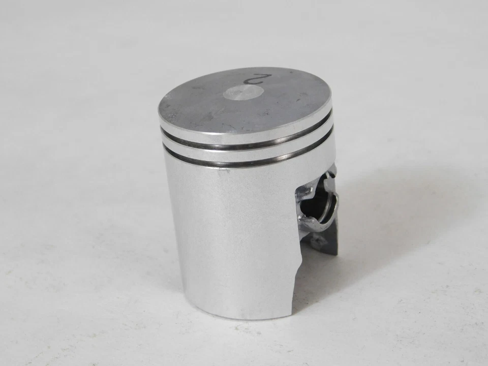 1 НОВЫЙ ИЗ СТАРЫХ ЗАПАСОВ ПОДЛИННЫЙ 1982 KAWASAKI AR 50 AR50 AR50A СТАНДАРТНЫЙ ПОРШЕНЬ OEM 13001-1074 НОВЫЙ - Изображение 3 из 4