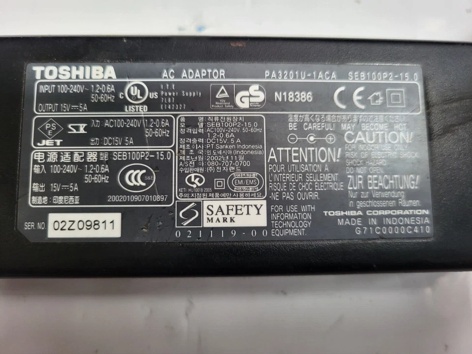 ADAPTADOR AC TOSHIBA PA3201U-1ACA SEB100P2-15.0 15V 5A (R2S8.4B1) Foto 2 de 4
