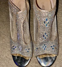 delicacy heels ￼ Size 9 ￼ Shoes Country Blink