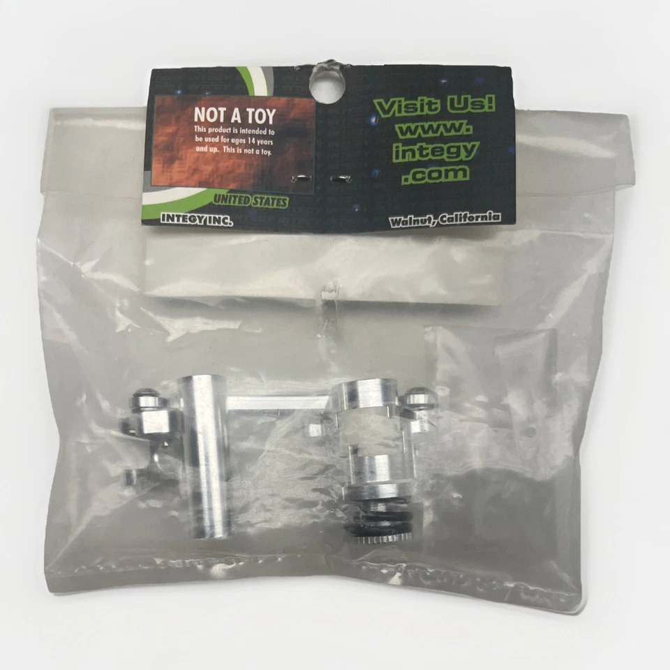 Integy Billet Machined Alloy Steering Bell Crank For LOSI Ten-T Truggy T8229 - Image 2 of 2