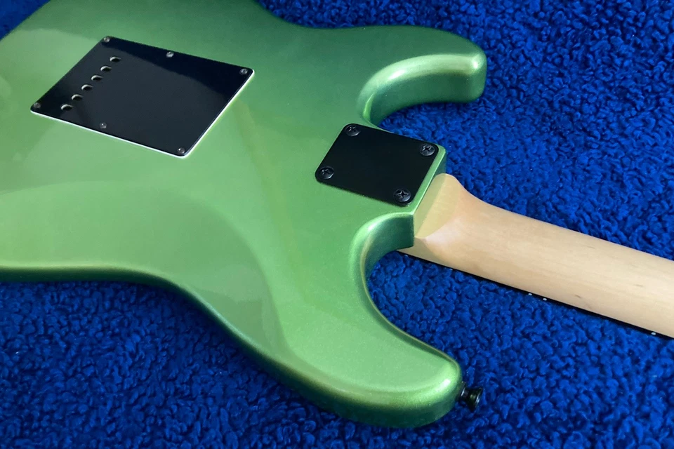 Strat Copy, 2022, Alder Body, Serious PRO Upgrades, DiMarzio, Hipshot… - Image 3 of 4