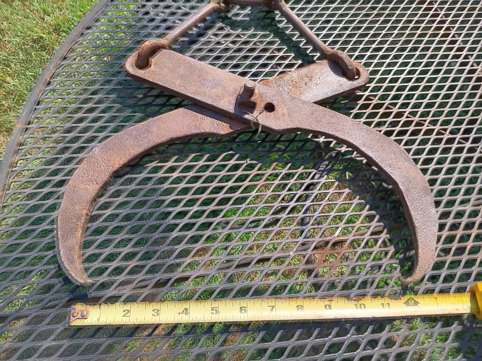 Vintage Heavy Duty Farm Logging Tongs