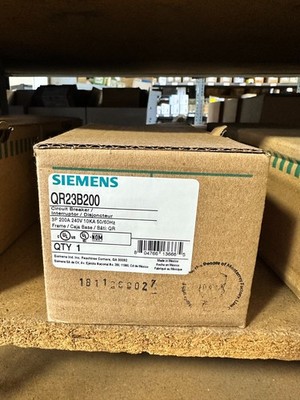 Siemens QR23B200 200A, 240V, 3-Pole Molded Case Circuit Breaker - Gray