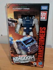 Transformers War For Cybertron Kingdom Deluxe WFC-K32 Autobot Pipes