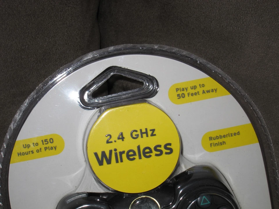 PSYCLONE WIRELESS TWIN PACK FOR PLAYSTATION 2 PS2 MODEL PSY9604 NEW SEALED RARE - Image 3 of 4