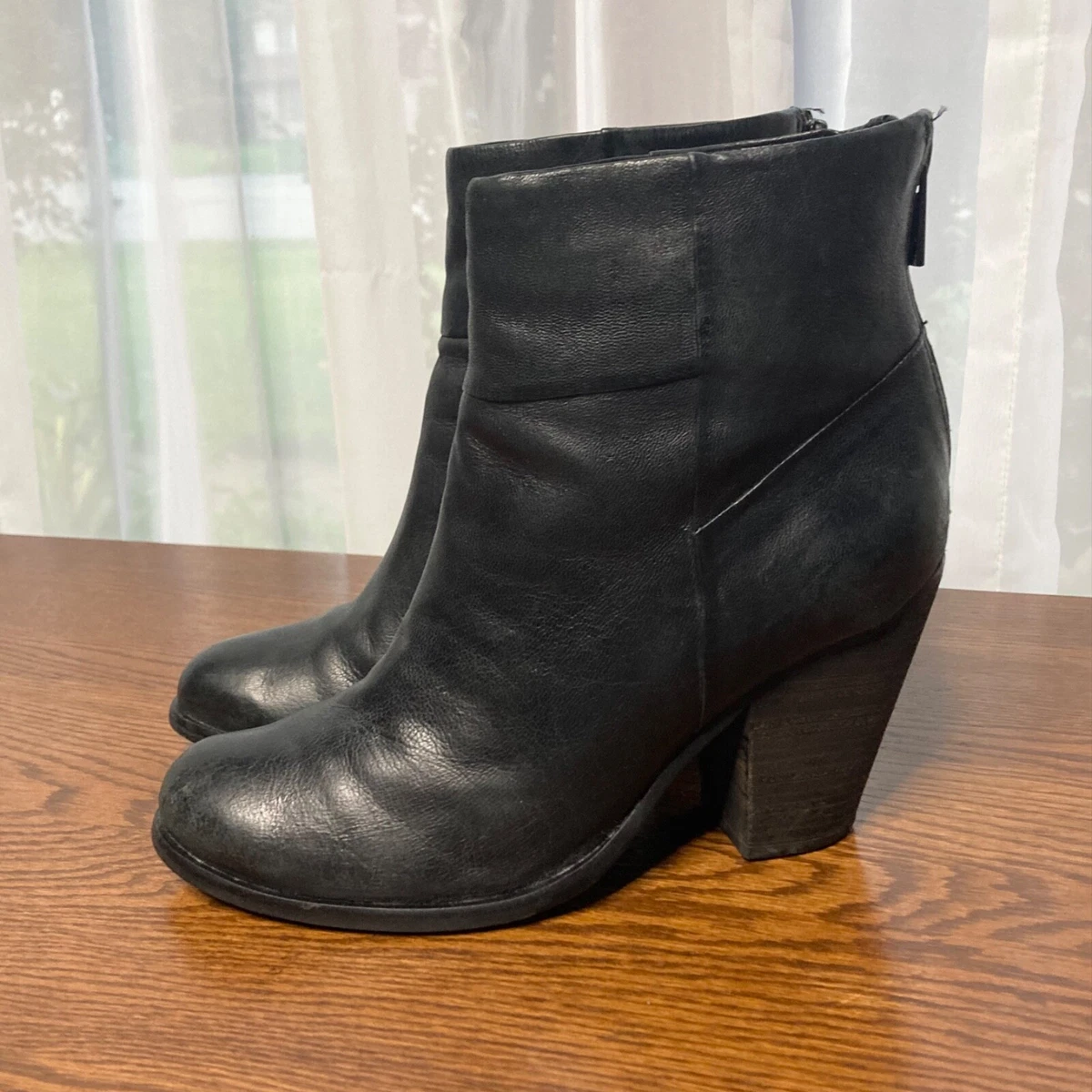 Arturo chiang cheap ankle boots