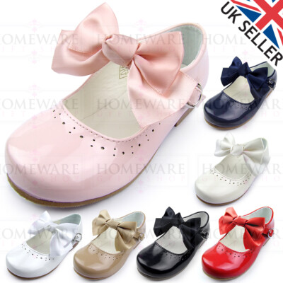 navy mary jane shoes girl