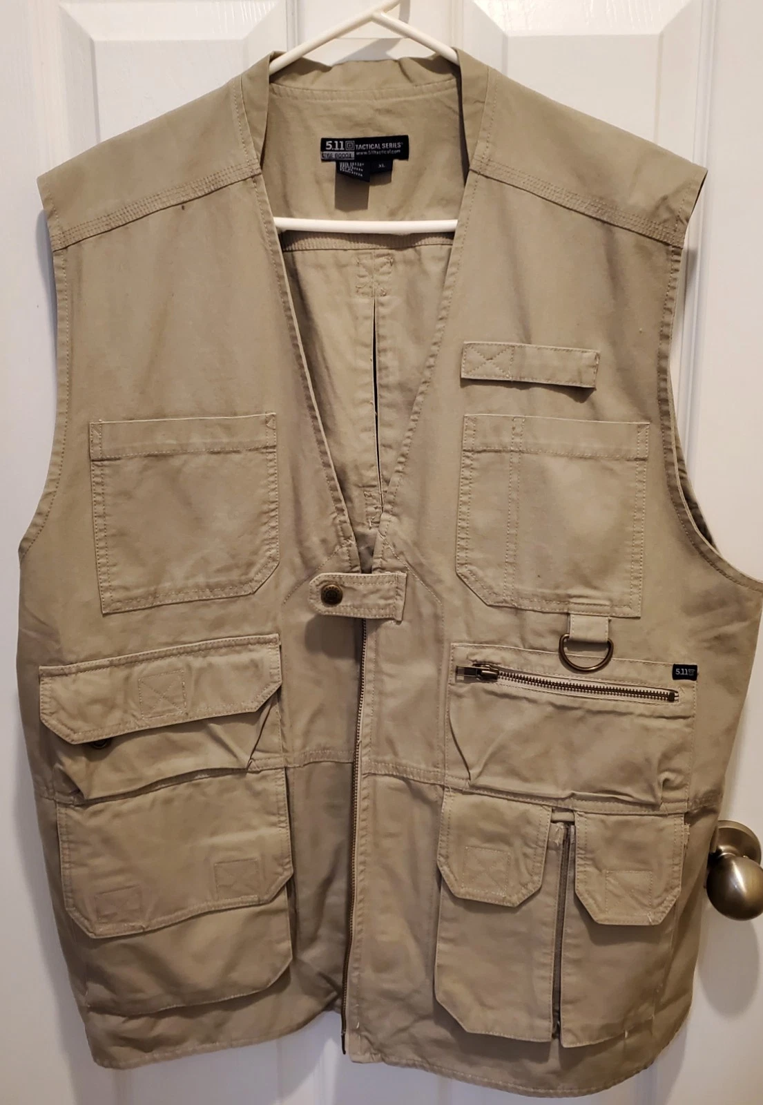 5.11 Tactical Series Vest Khaki Multi-Pocket Utility Fishing Mens XL