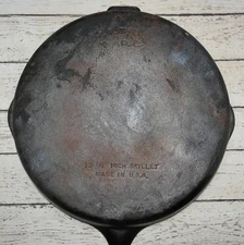 Vtg Wagner Ware #12 Cast Iron Frying Pan Skillet 13-1/2” Double Spout USA