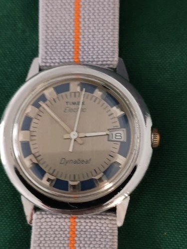 Vintage Timex Electric Dynabeat mens watch Works Great