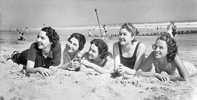 Scripps College girls having one last merry-making on sands of San- Old Photo