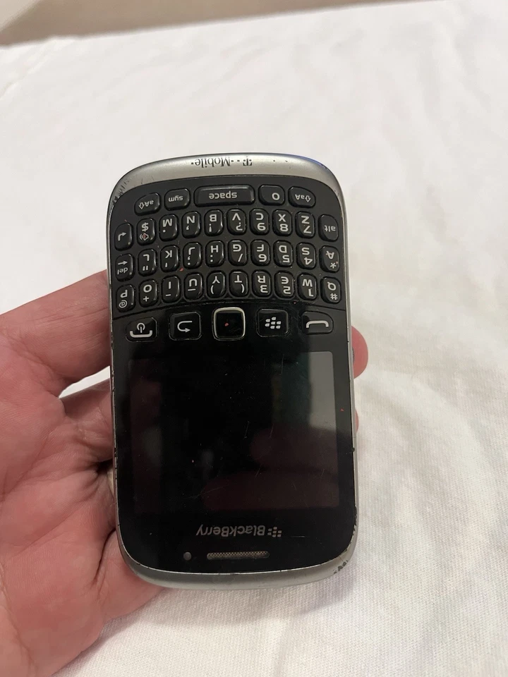 BlackBerry Curve 9300 T-Mobile QWERTY Smartphone – Untested Vintage Phone - Image 2 of 4