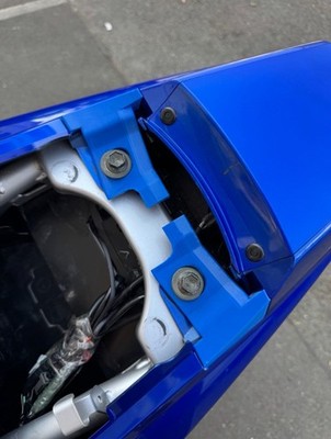 Suzuki SV650 SV1000 2003-2011 Passenger Grab Rail Cover Kit | BLUE