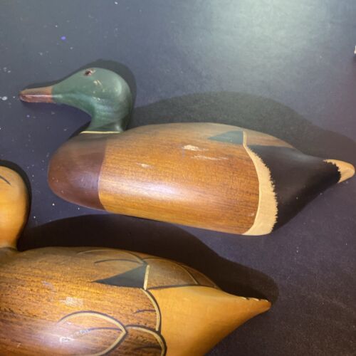 (2) The Decoy Shop Hand Carved Wooden Duck Decoy Wallhanging - 1985 - Signed - Picture 3 of 9