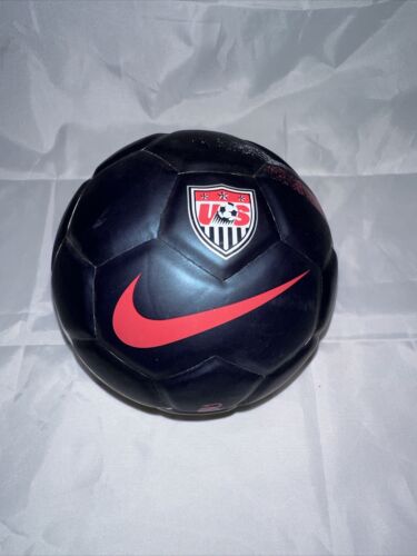 Nike Team USA Limited Edition Size 1 Practice Ball - Picture 1 of 3