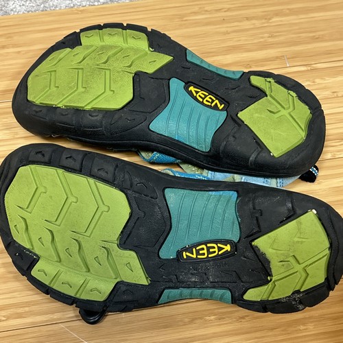 KEEN Newport H2 Waterproof Shoes Sandals Turquoise Youth Size 4 - Picture 5 of 5