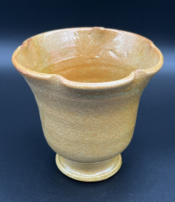 NC Pottery Transitional Period 4 1/2'' Ruffled Edge Vase c. 1920s - DZ Craven?