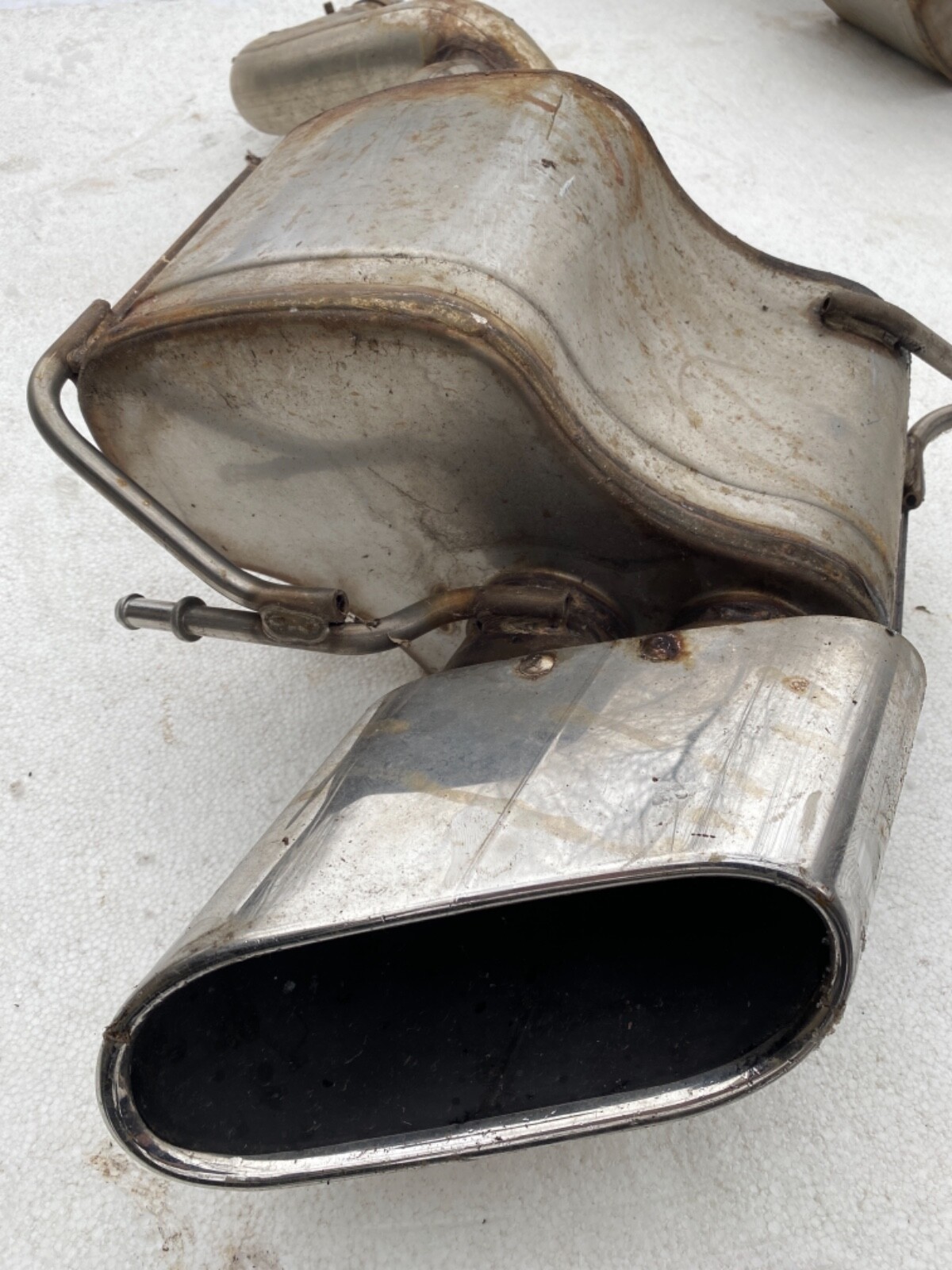 MASERATI GRANTURISMO LEFT SIDE MUFFLER EXHAUST OEM