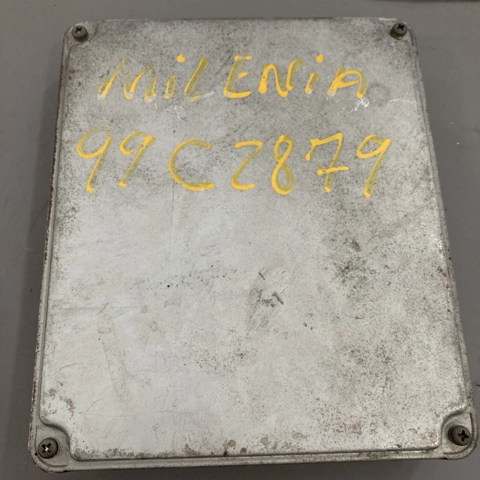 1999-2000 Mazda Millenia ECU/ECM KLP2 18 881R OE - Изображение 2 из 4