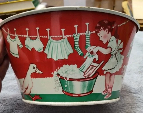 Vintage Wolverine Tin Washtub Basin Laundry Little Girl Washing Play Toy Basket