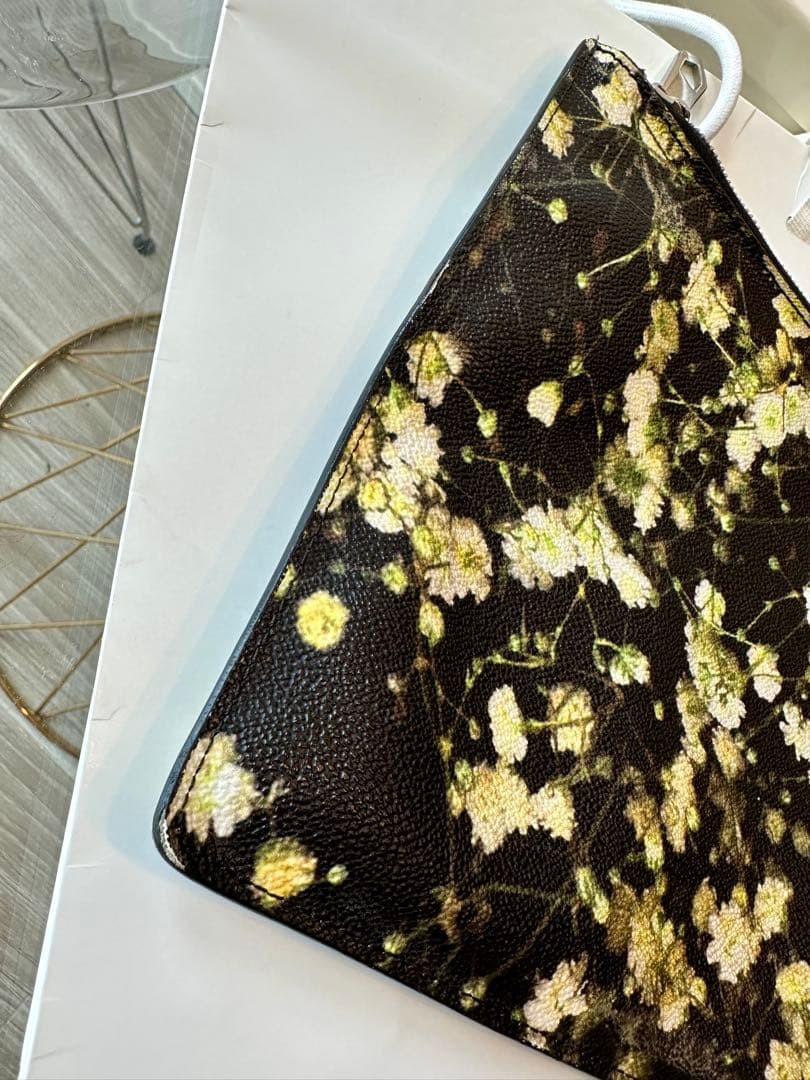 Givenchy Gypsophila Clutch Bag in Green and Black thumbnail 4