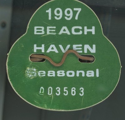 1997 Beach Badge / Tag  BEACH HAVEN LBI  NJ LONG BEACH ISLAND with pin