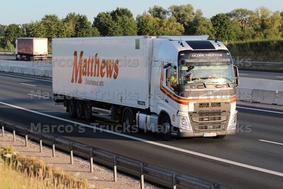 LKW Foto Volvo FH 500 Kofferauflieger Rumänien weiß Matthews Established #l2fq