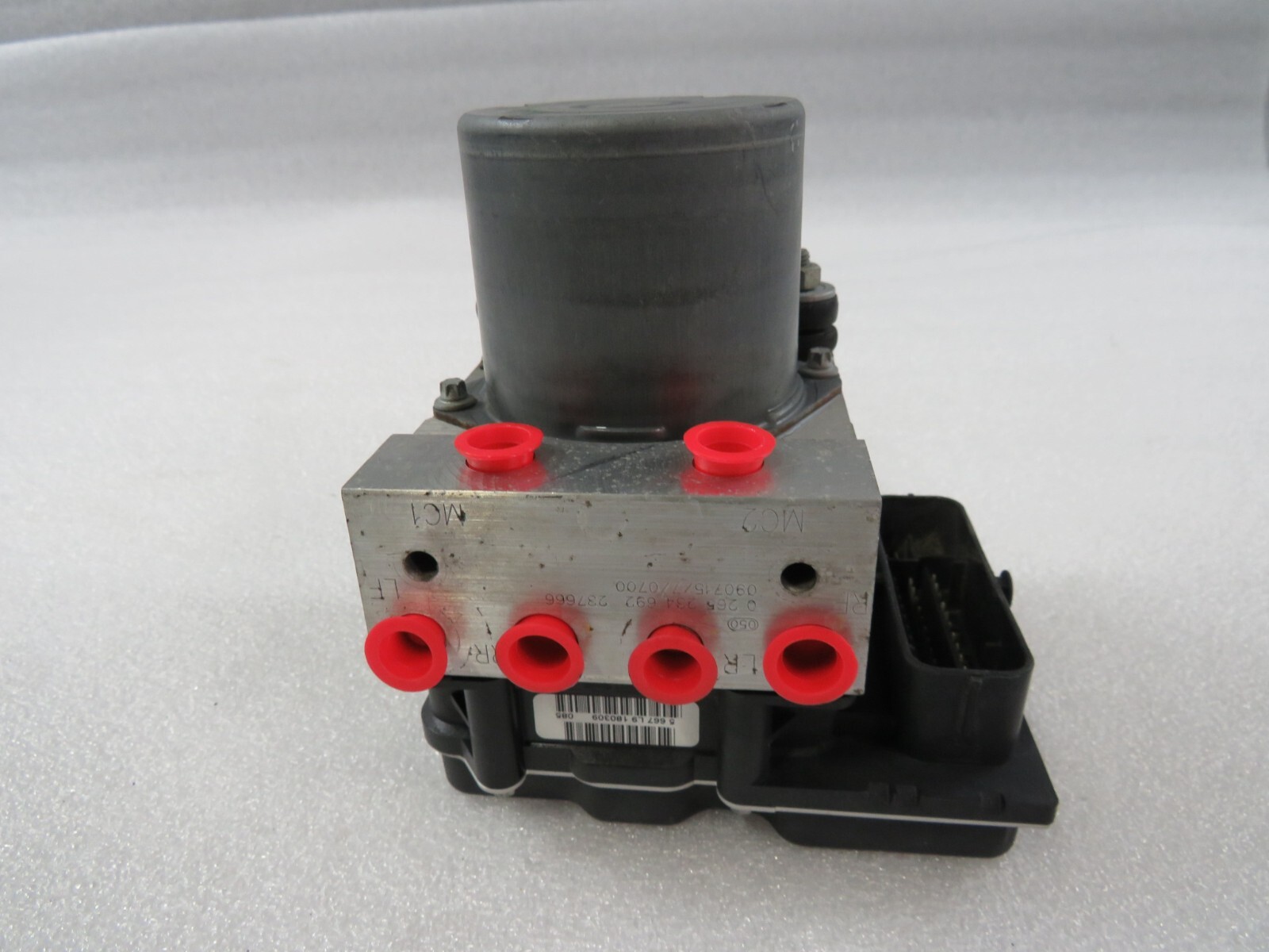 Maserati Granturismo, Anti-Lock Brake Control, Used, P/N 210228