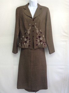 Dressbarn Women S Suit Skirt Jacket Brown Floral Embroidered 2