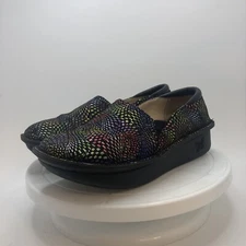 Alegria DEB-777 Women’s Size 35 Nursing Work Clogs Rainbow Swirl Design