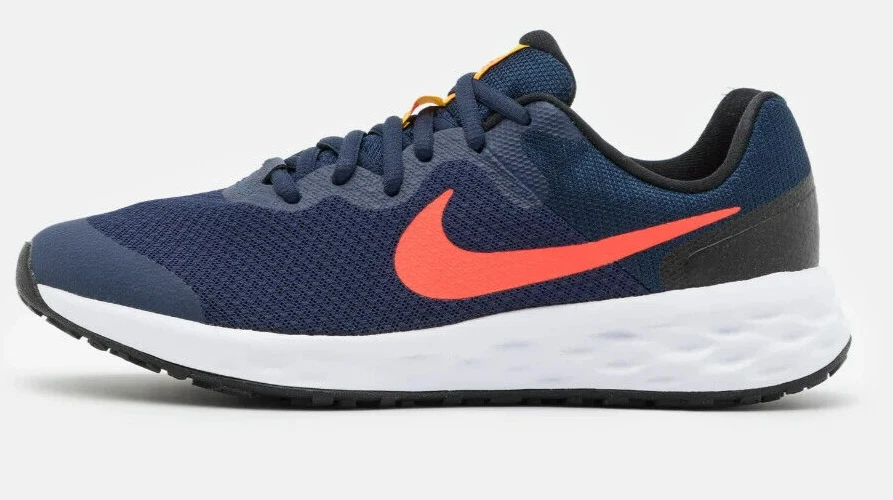 Nike revolution best sale trainer