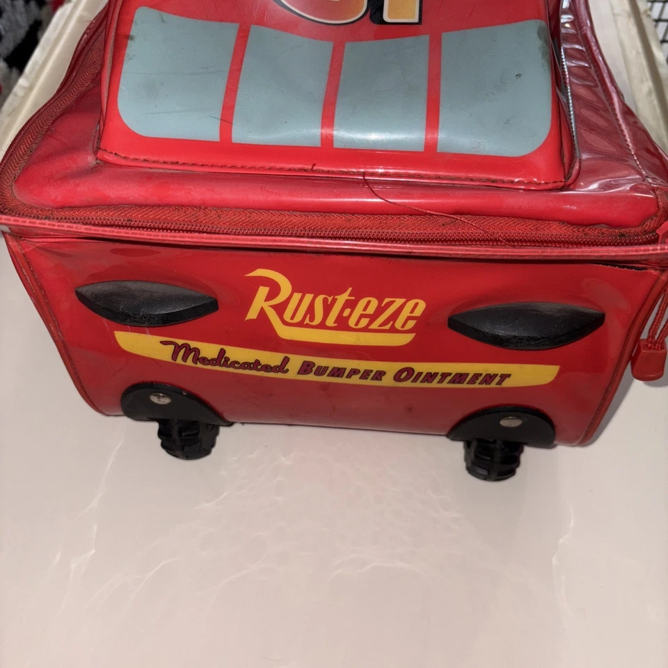Disney Pixar Lightning McQueen Cars Kids 3D Rolling Suitcase Toy Bag + 70 Cars - Image 2 of 4